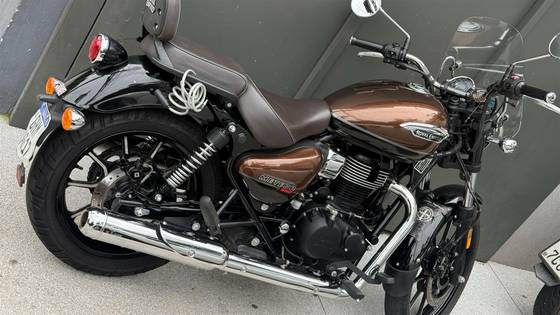 ROYAL ENFIELD METEOR 350 SUPERNOVA 